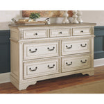 Realyn Dresser