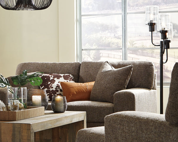 Jaak Metal Floor Lamp