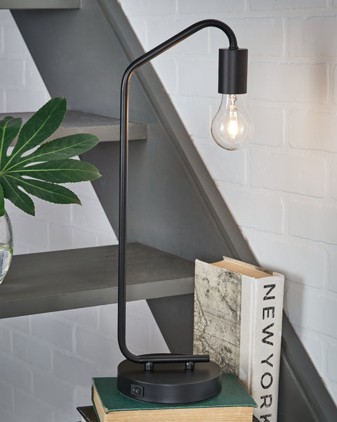 Coveybend Desk Lamp