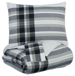 Stayner Queen Comforter Set
