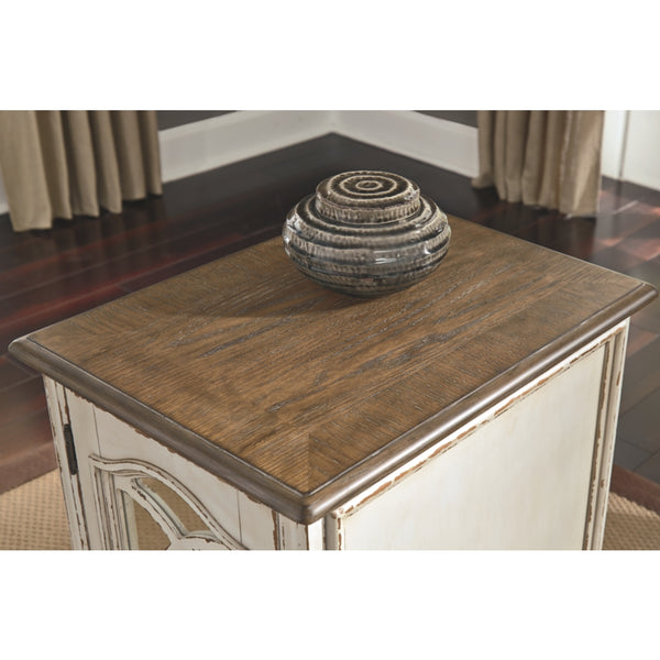 Realyn Chair Side End Table