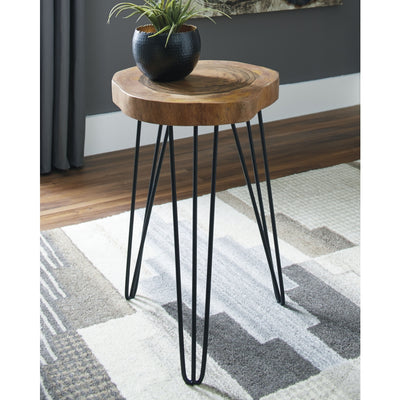 Eversboro Accent Table