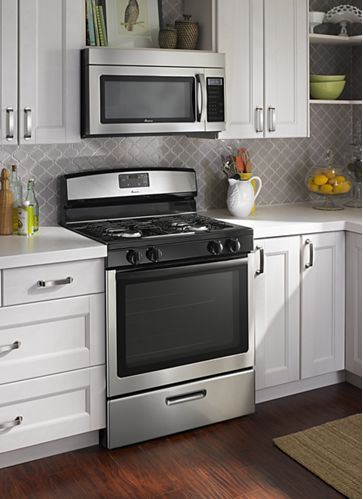 30-inch Gas Range with Easy Touch Electronic Controls