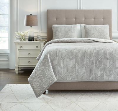Jaxine Queen Coverlet Set